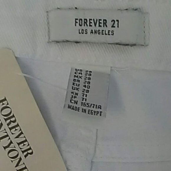 Forever 21 White Jeans Ripped Knee Women's Size 28 - Picture 7 of 16